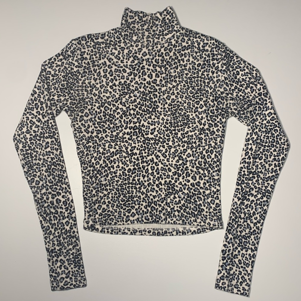 brandy melville cheetah print turtle neck